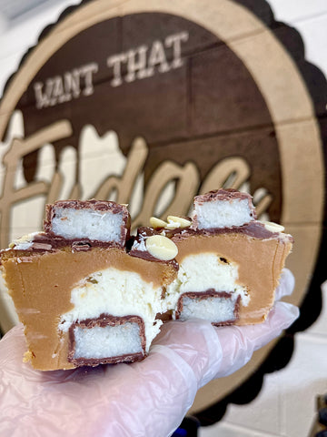 Coconut Cream Fudge Loaf *Posted in 1-3 working days*