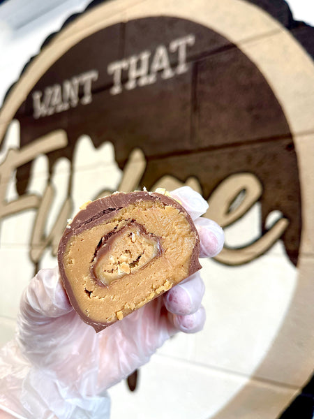 Rolled Fudge with Starbar *Posted in 1-3 working days*