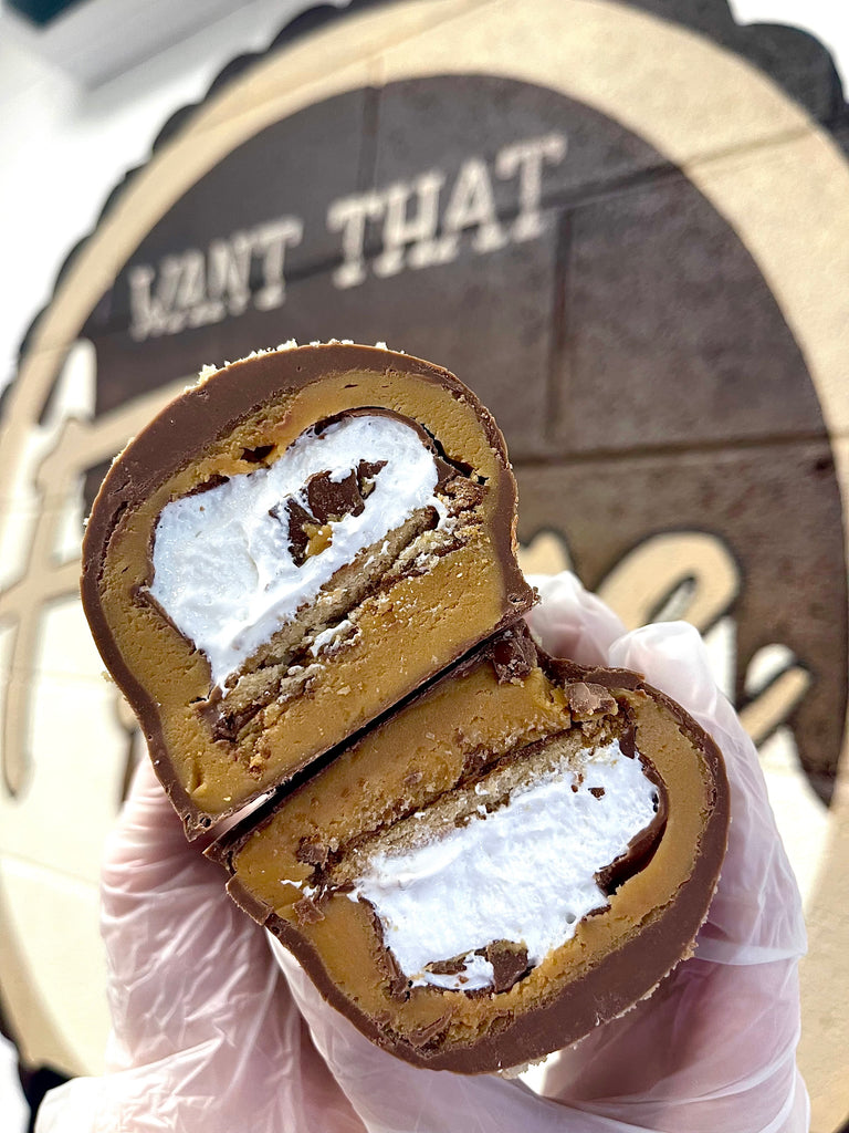 Rolled Fudge with Tea Cakes *Posted in 1-3 working days*