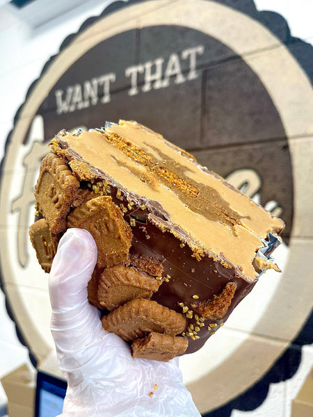 Biscoff & Chocolate Fudge Sharing Tray *Posted in 1-3 working days*