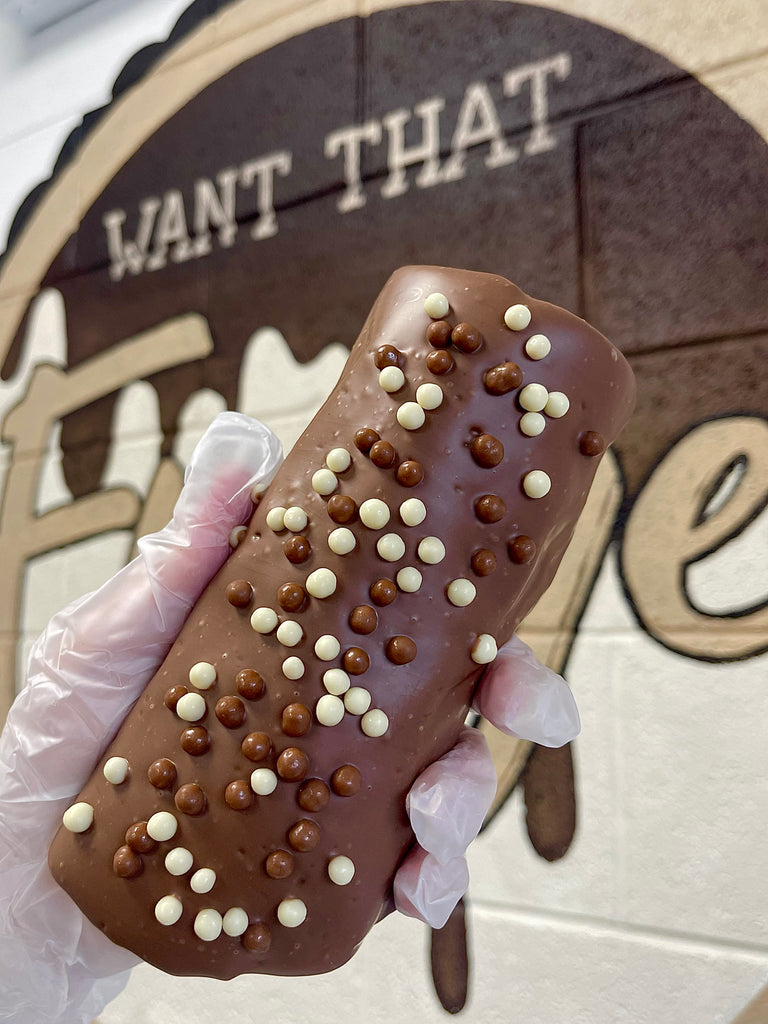 Rolled Fudge with Kinder Bueno *Posted in 1-3 working days*