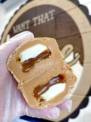 Hybrid Stuffed Fudge Wheel - White Salted Caramel